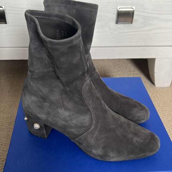 Stuart Weitzman Siggy 60 Pearl Suede Bootie size 10, slate grey - Picture 5 of 9